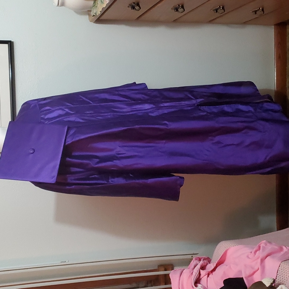 HERFF JONES Long Purple Gown and Cap - Graduation - Cosplay - OSFM 5' 7"